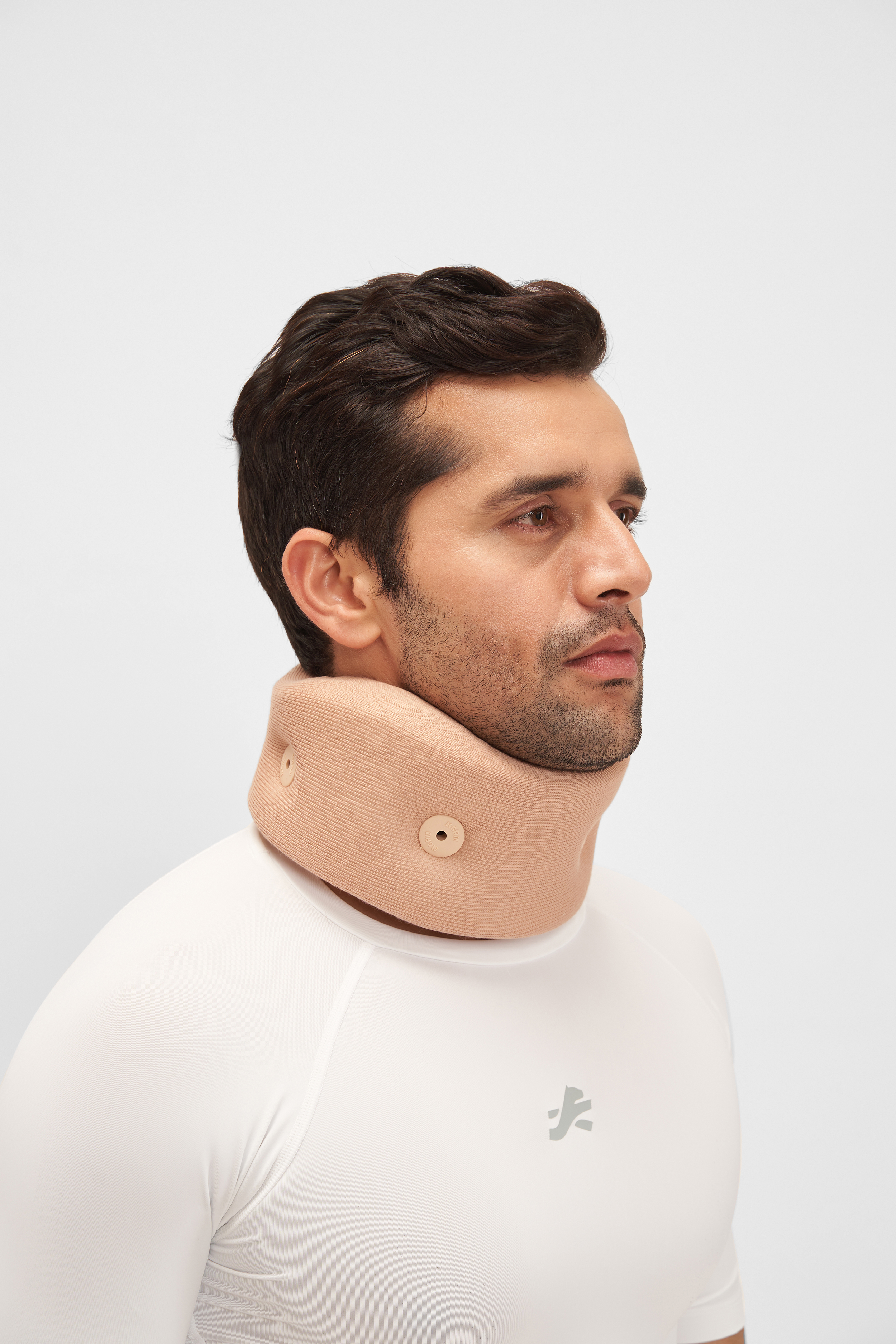 MGRM Eyelet Collar